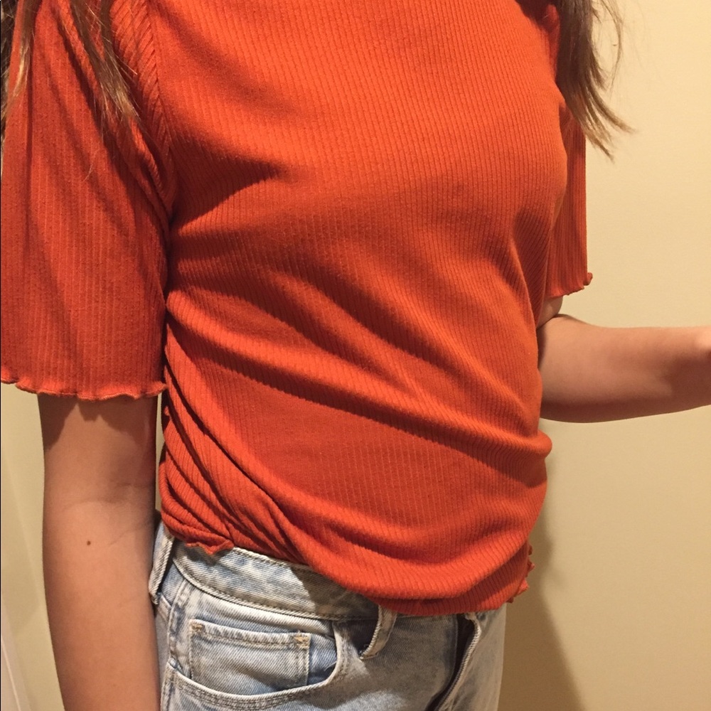 Muted orange baby ribbed tee 🍊